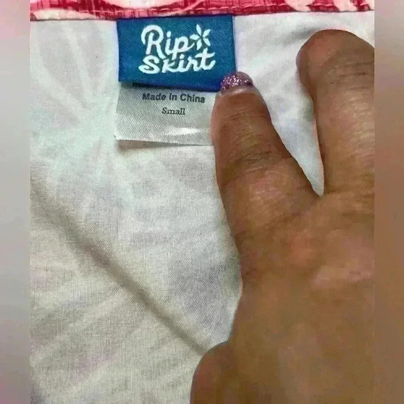 RIP SKIRT Hawaii Darling Red Floral Print True Wrap Mini Skirt - Picture 4 of 5